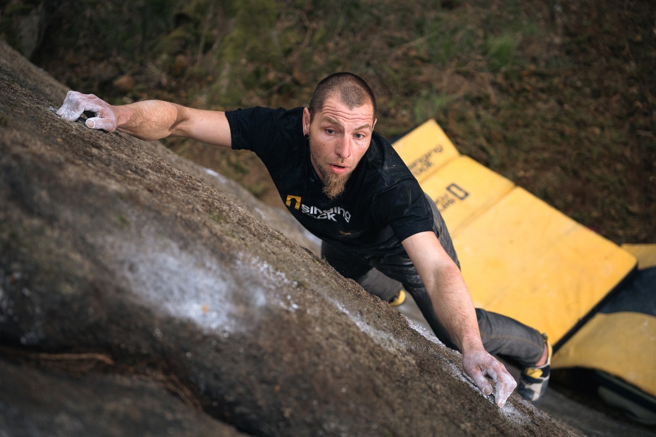 Kliknut�m zav�ete okno.