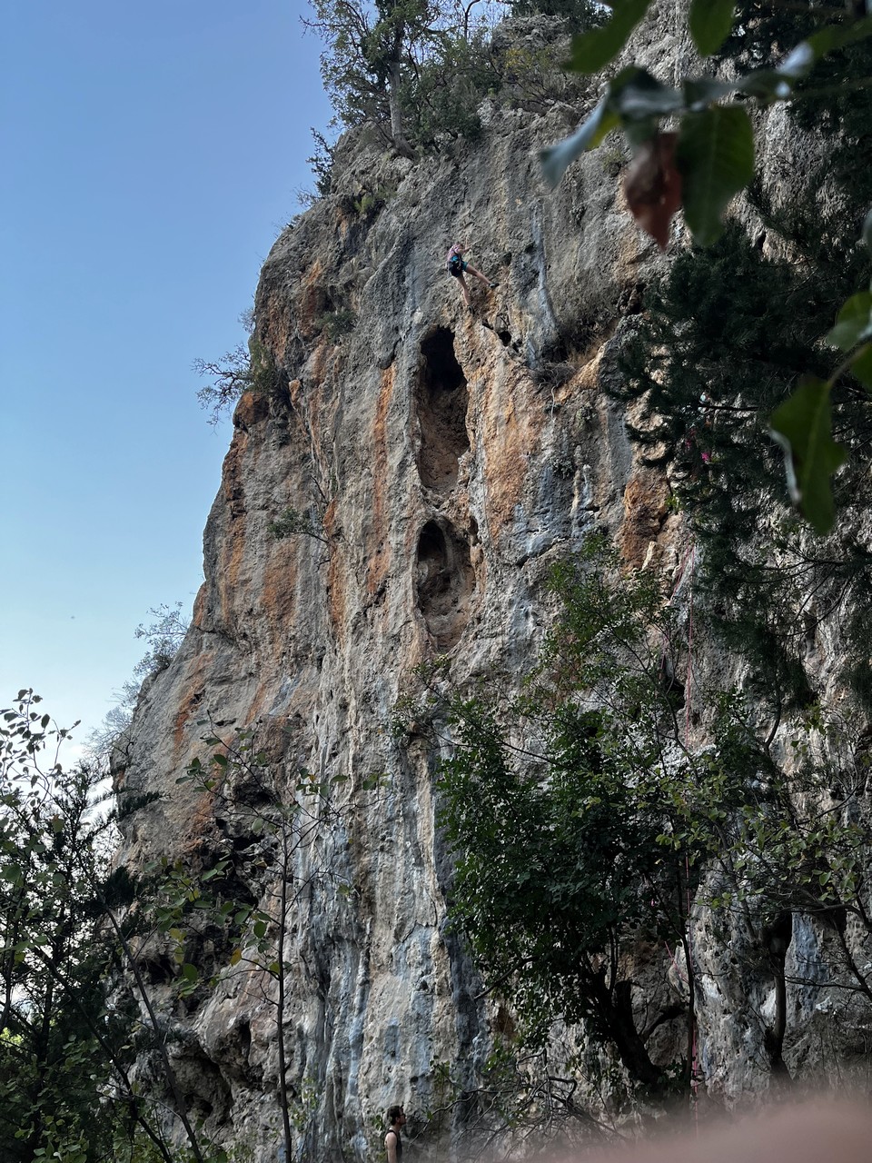 Kliknut�m zav�ete okno.