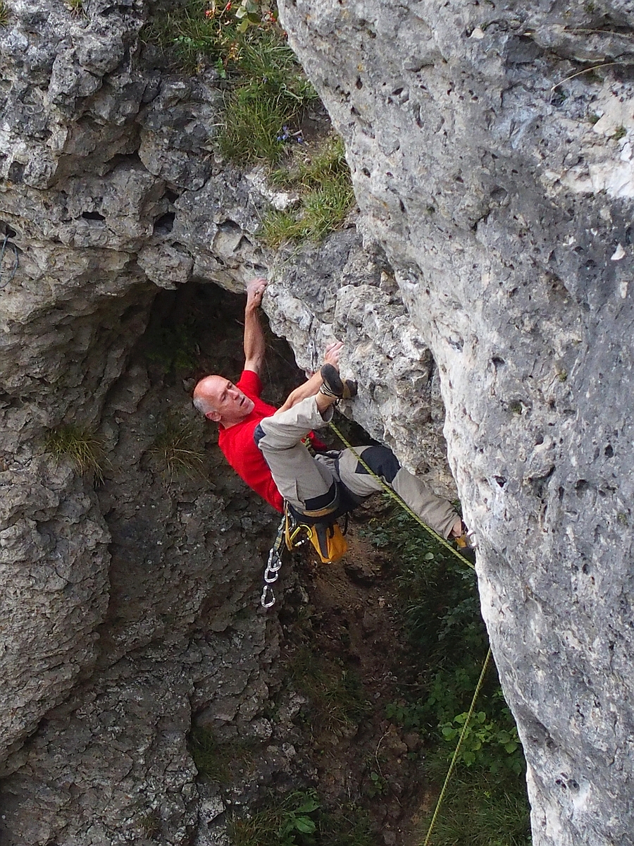 Kliknut�m zav�ete okno.